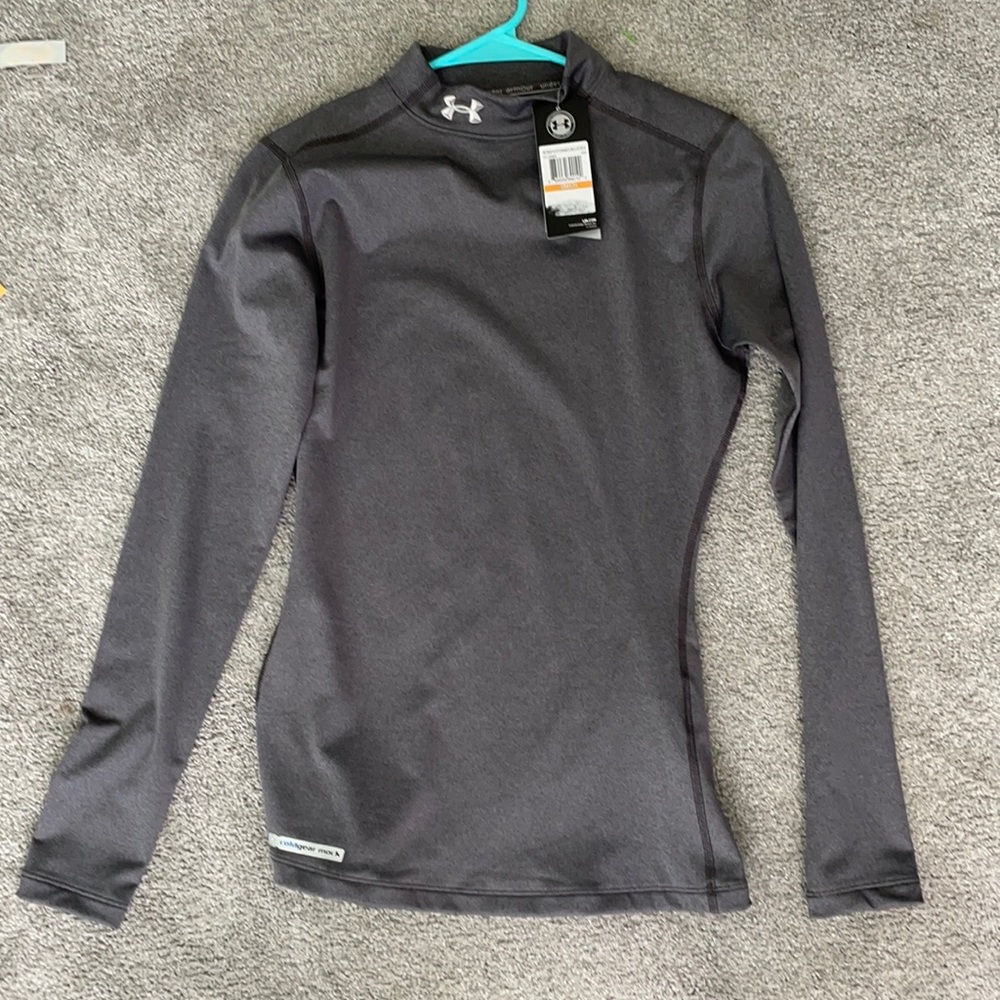 Brand New Under Armour cold gear long sleeve
